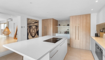 Resa Estates Paco for sale te koop finca paddel Ibiza kitchen.jpg